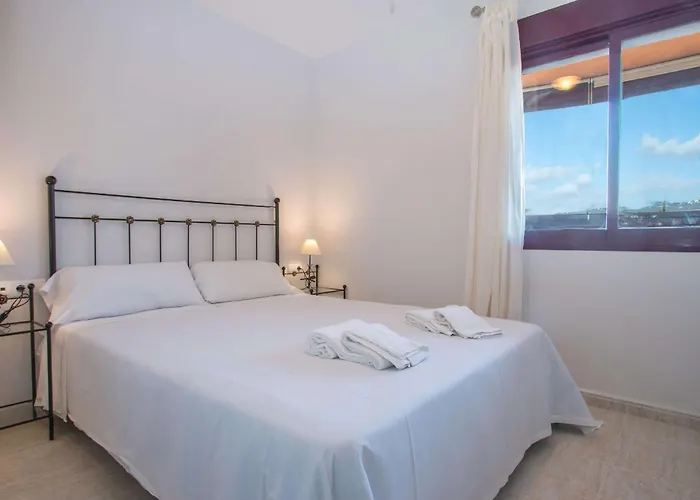 Coral - Plusholidays